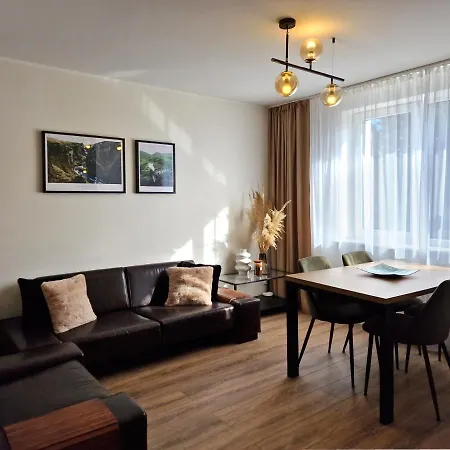 City Nest Gdansk - Apartamenty Parkingiem Exterior foto