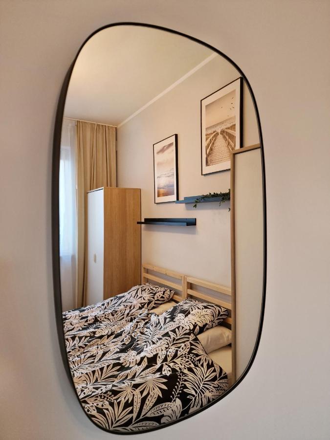 Nest - Parkingiem Apartment *